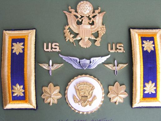Set of Insignia - USA - Aide to Vice President