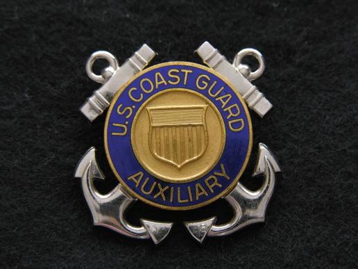 U.S. Coast Guard Auxiliary Officers Cap Device