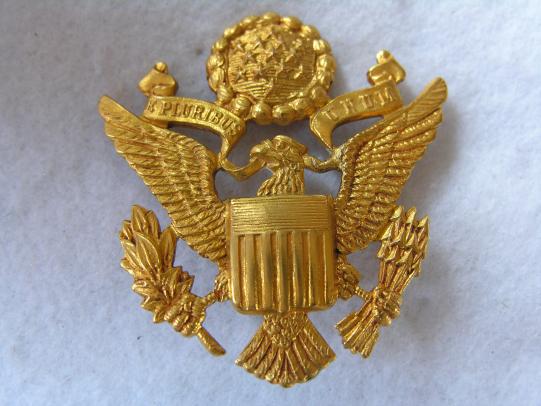 WWII U.S.Officer of the Army/Air Corps Cap Badge