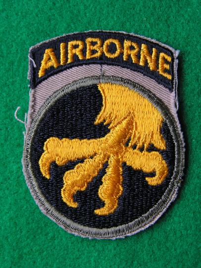 WWII 17th Airborne Division Patch - Reverse Claw