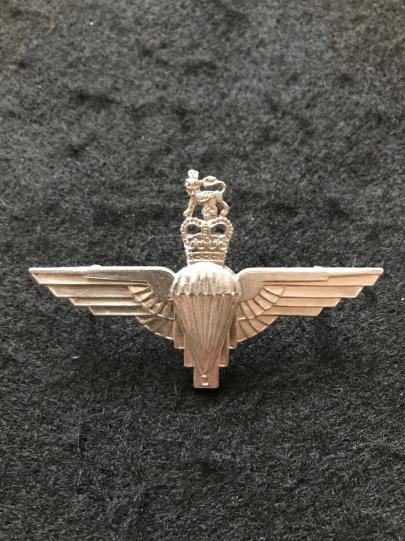 Queens Crown Parachute Regiment Cap Badge