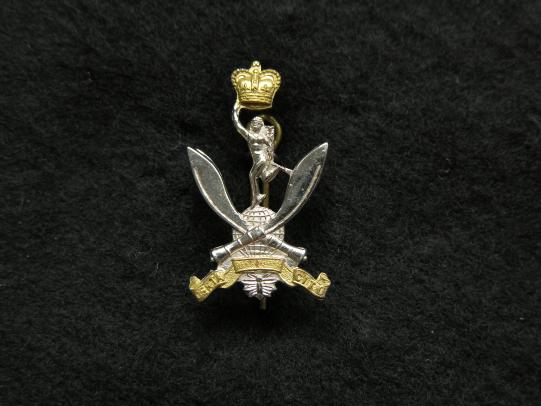 Gurkha Signals Cap badge