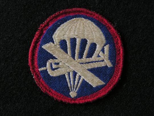 Scarce English made WWII US Army Enlisted Glider Infantry Artillery Cap Patch.