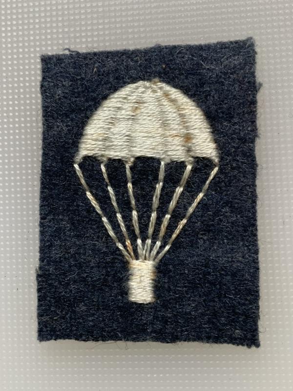 WWII Royal Air Force Parachute Qualified Sleeve Badge