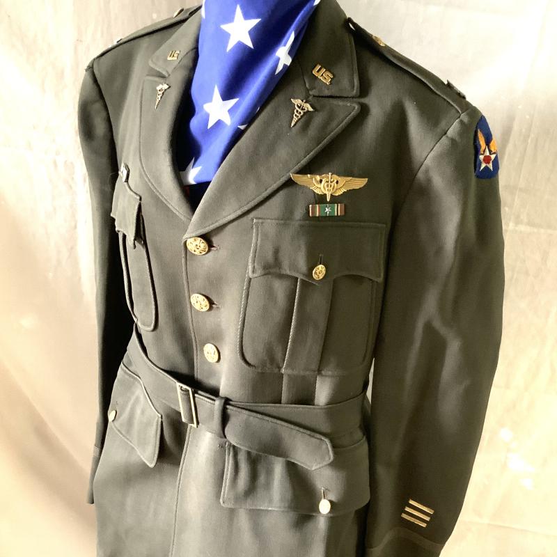 WWII US Army Air Force  Officer ”Flight Surgeon” Tunic